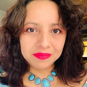 Meet your Posher, Rosalia